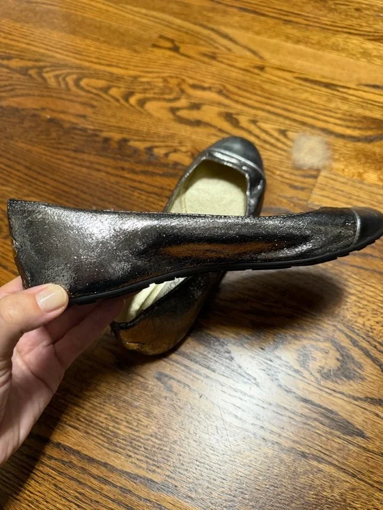 Jimmy Choo Metallic Charcoal Leather Cap-Toe Ballet Flats. Like New. Size 38.5. - Picture 2 of 7